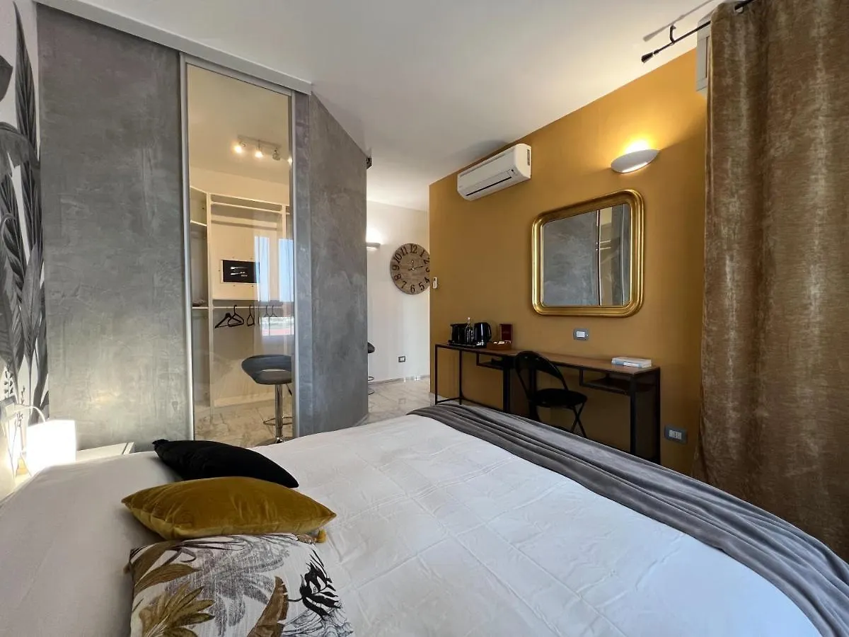 Holy-Day Rooms Milano بيت للعطل