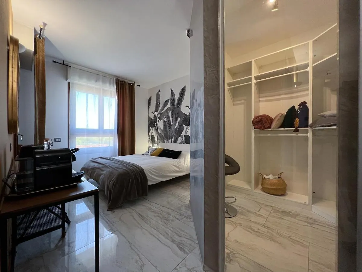 Holy-Day Rooms Milano بيت للعطل
